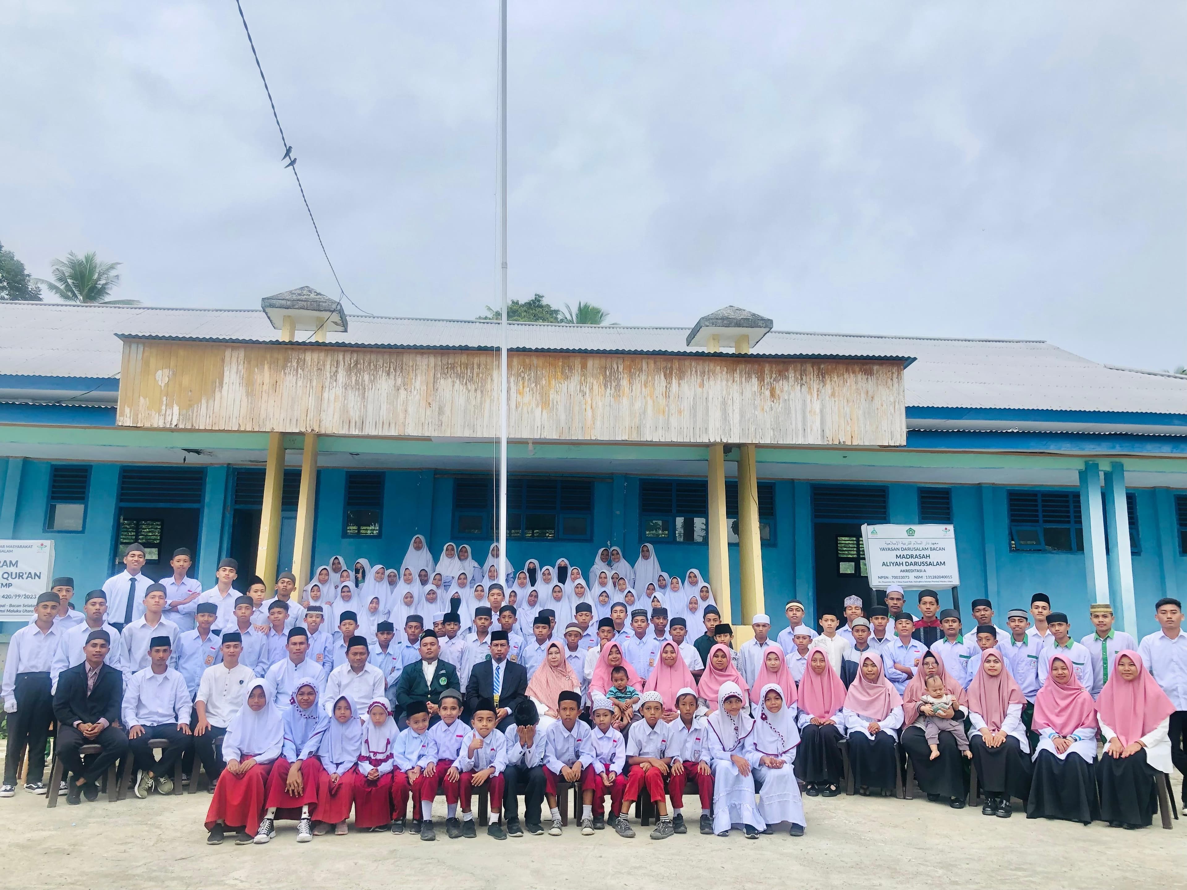 Kegiatan Pondok Pesantren Darussalam Bacan - Foto 3